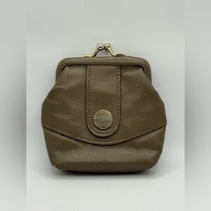 Vintage Taupe Kiss Lock Clasp Coin Purse